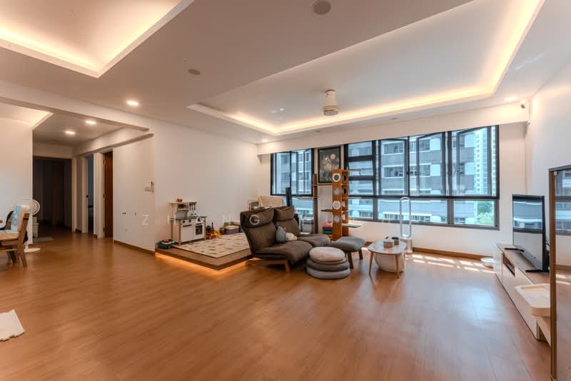 658B Punggol East, 658B Punggol East, 3 Bedrooms, 1,216 sqft, HDB Flat For Sale, by Zhang Yuchi, 500166860 - Living Room - PropertyGuru.com.sg