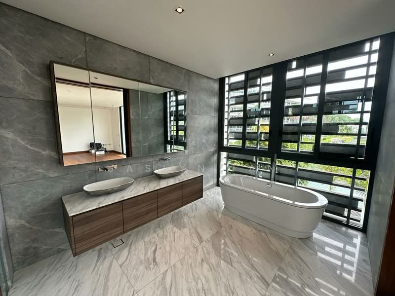 Pearl Island, Pearl Island, 7 Bedrooms, 11,270 sqft, Bungalow House For Sale, by Jaslyn Tan, 500166891 - Bathroom - PropertyGuru.com.sg