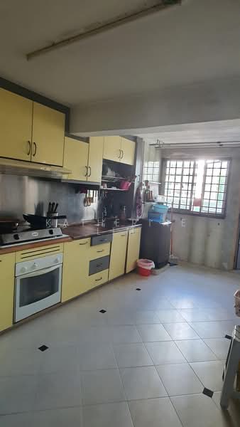 6 Marsiling Drive, 6 Marsiling Drive, 2 Bedrooms, 700 sqft, HDB Flat For Sale, by Katherine Lim, 500166893 - Kitchen - PropertyGuru.com.sg