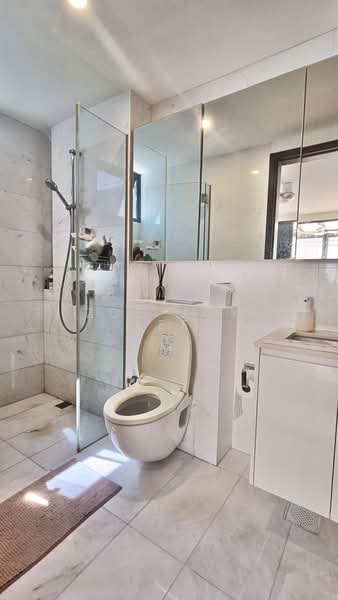 Garden Park Residences, 25 Lorong M Telok Kurau, 2 Bedrooms, 900 sqft, Apartment For Rent, by Zoe Joy Lee, 500166894 - Bathroom - PropertyGuru.com.sg