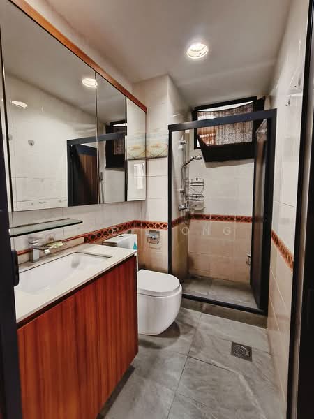 Seasons Park, 491 Yio Chu Kang Road, 3 Bedrooms, 1,249 sqft, Condominium For Rent, by Ice Leong, 500166897 - Bathroom - PropertyGuru.com.sg