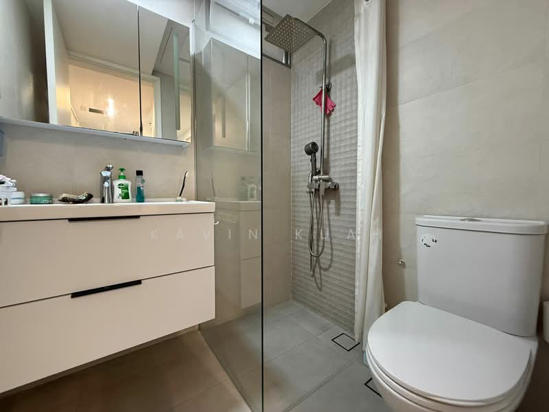 Tanamera Crest, 6 Pari Dedap Walk, 4 Bedrooms, 2,013 sqft, Condominium For Sale, by Kavin Kuah, 500166904 - Bathroom - PropertyGuru.com.sg