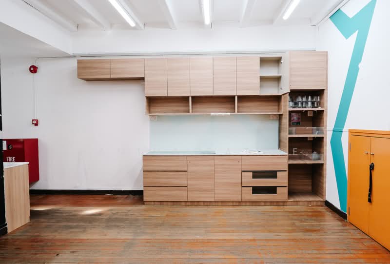 Prime Whole Floor Commercial Space for Lease at Tanjong Pagar Road, , 1,220 sqft, Office For Rent, by Nantha Gattie, 500166924 - Kitchen - CommercialGuru.com.sg