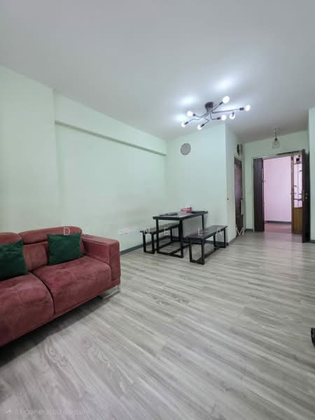 325B Sumang Walk, 325B Sumang Walk, 2 Bedrooms, 732 sqft, HDB Flat For Sale, by Daphne Lam, 500166925 - Living Room - PropertyGuru.com.sg