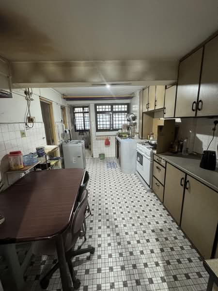 20 Telok Blangah Crescent, 20 Telok Blangah Crescent, 2 Bedrooms, 818 sqft, HDB Flat For Sale, by Steven Lee, 500166939 - Kitchen - PropertyGuru.com.sg