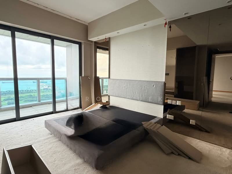 Marina Bay Residences, 18 Marina Boulevard, 2 Bedrooms, 1,130 sqft, Condominium For Sale, by Carol Quek, 500166949 - Bedroom - PropertyGuru.com.sg