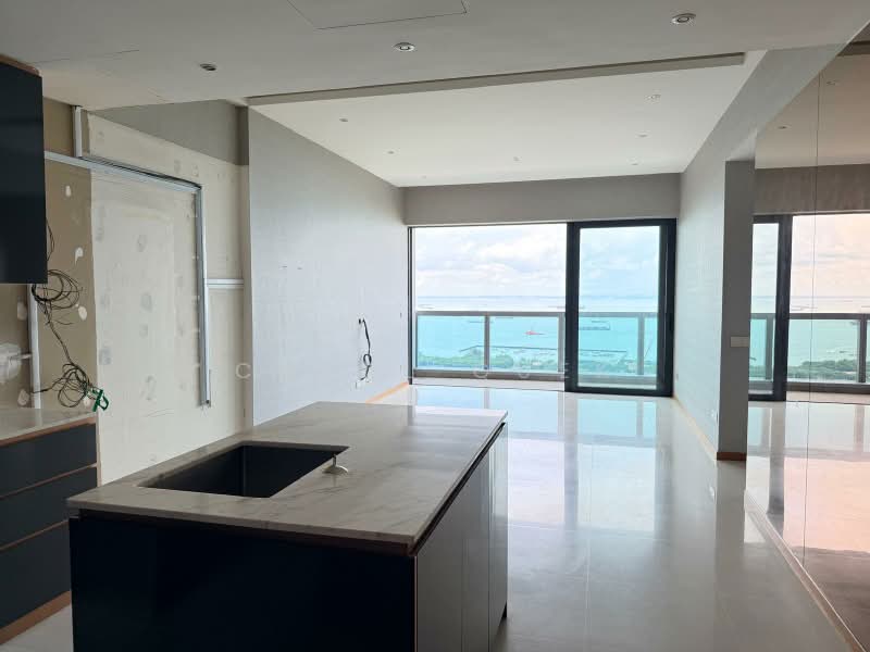 Marina Bay Residences, 18 Marina Boulevard, 2 Bedrooms, 1,130 sqft, Condominium For Sale, by Carol Quek, 500166949 - Living Room - PropertyGuru.com.sg
