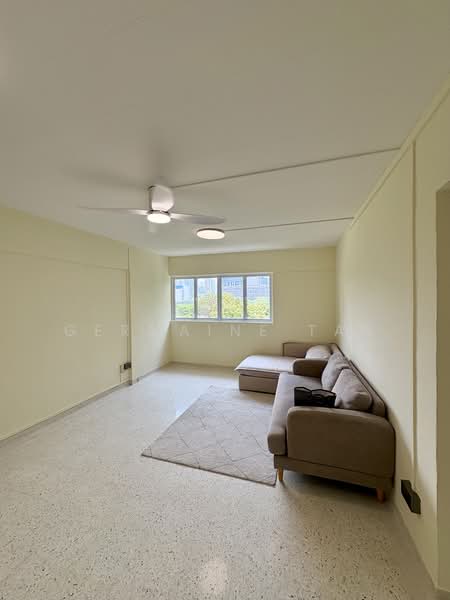 105 Spottiswoode Park Road, 105 Spottiswoode Park Road, 3 Bedrooms, 1,270 sqft, Apartment For Rent, by Germaine Tan, 500166951 - Living Room - PropertyGuru.com.sg