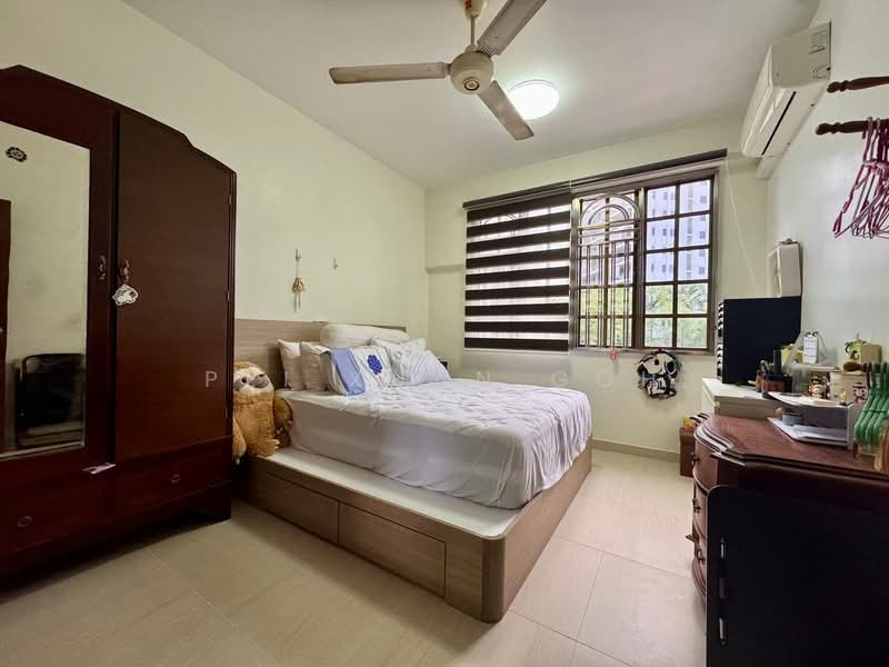 Kovan Freehold Semi-Detached, , 6 Bedrooms, 6,800 sqft, Semi-Detached House For Sale, by Pei Xuan Goh, 500166959 - Bedroom - PropertyGuru.com.sg