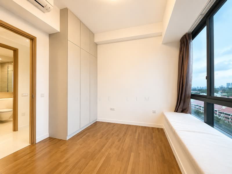 d'Leedon (Former Farrer Court), 9 Leedon Heights, 2 Bedrooms, 1,076 sqft, Condominium For Sale, by Jane Lim, 500166964 - Common Bedroom - PropertyGuru.com.sg