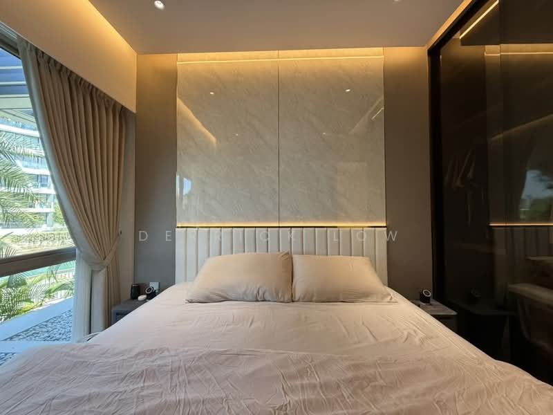 The Reef at King's Dock, 20 Harbourfront Avenue, 2 Bedrooms, 689 sqft, Condominium For Sale, by Derrick Low, 500166969 - Bedroom - PropertyGuru.com.sg