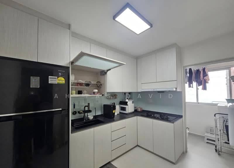 183C Marsiling Greenview, 183C Woodlands Street 13, Room Rental, 100 sqft, HDB Flat For Rent, by Ah Tas David, 500166973 - Kitchen - PropertyGuru.com.sg