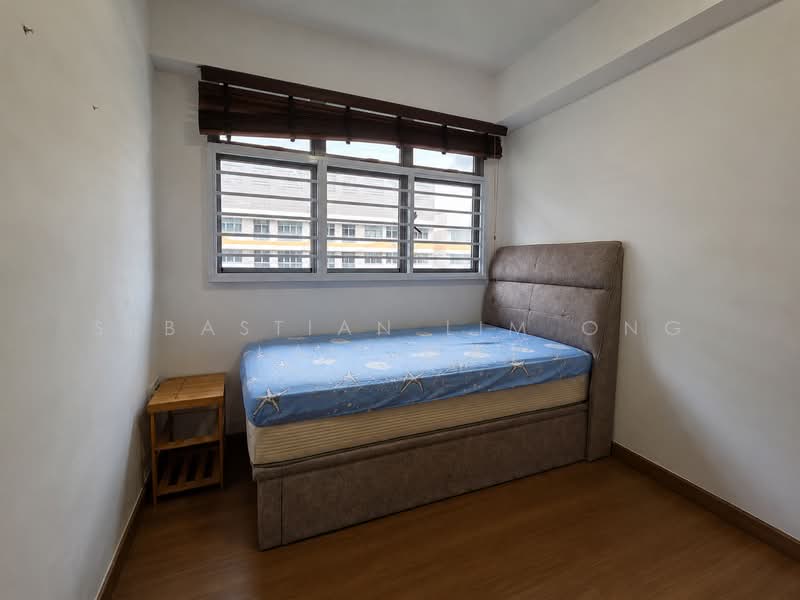 621B Tampines Street 61, 621B Tampines Street 61, 3 Bedrooms, 1,001 sqft, HDB Flat For Sale, by Sebastian Lim Ong Lai (恩莱), 500166980 - Bedroom - PropertyGuru.com.sg