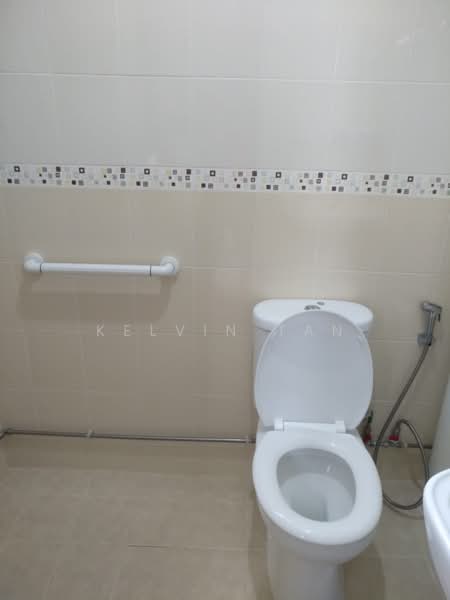 131 Bishan Street 12, 131 Bishan Street 12, Room Rental, 150 sqft, HDB Flat For Rent, by Kelvin Tan, 500166986 - Bathroom - PropertyGuru.com.sg