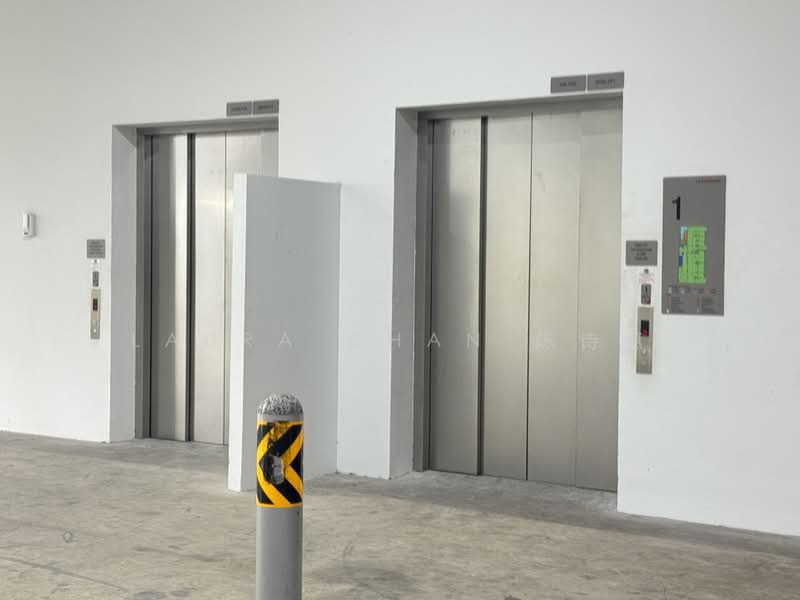 CT Foodnex, 2A-2B Mandai Estate, Admiralty / Woodlands, 1,787 sqft, Factory / Workshop (B2) For Rent, by Laura Chan 陈诗惠, 500167002 - Corridor - CommercialGuru.com.sg