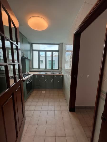 Gold Palm Mansions, 139 Lorong K Telok Kurau, 2 Bedrooms, 1,033 sqft, Apartment For Rent, by Gupta Sameer Raj, 500167017 - Kitchen - PropertyGuru.com.sg