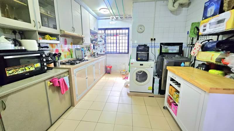 194 Pasir Ris Street 12, 194 Pasir Ris Street 12, 4 Bedrooms, 1,334 sqft, HDB Flat For Sale, by Jose Loh Zhenhao, 500167021 - Kitchen - PropertyGuru.com.sg