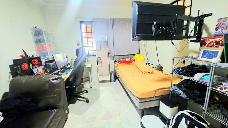194 Pasir Ris Street 12, 194 Pasir Ris Street 12, 4 Bedrooms, 1,334 sqft, HDB Flat For Sale, by Jose Loh Zhenhao, 500167021 - Bedroom - PropertyGuru.com.sg