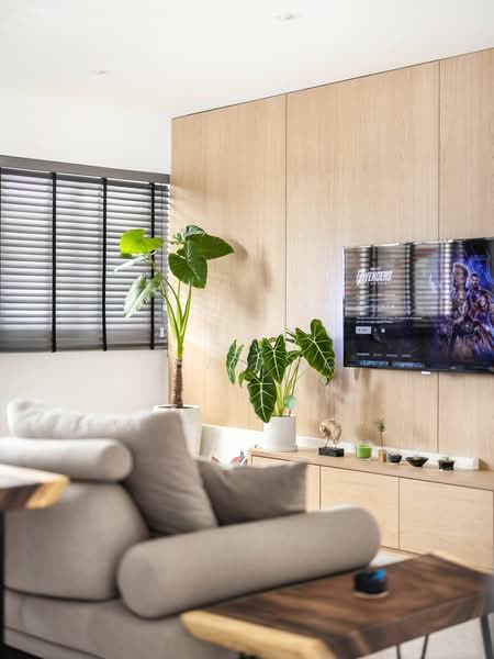 232 Hougang Avenue 1, 232 Hougang Avenue 1, 3 Bedrooms, 1,119 sqft, HDB Flat For Sale, by Shay Ho, 500167029 - Living Room - PropertyGuru.com.sg