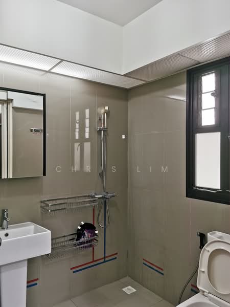 606C Tampines Street 61, 606C Tampines Street 61, 2 Bedrooms, 731 sqft, HDB Flat For Rent, by Chris Lim, 500167030 - Bathroom - PropertyGuru.com.sg