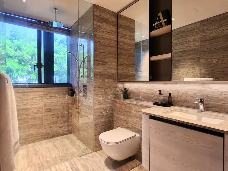 The Continuum, 1-8 Thiam Siew Avenue, 4 Bedrooms, 1,496 sqft, Condominium For Sale, by Brandon Koh, 500167032 - Master Bathroom - PropertyGuru.com.sg