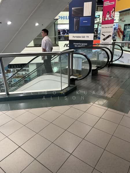 SIM LIM SQUARE