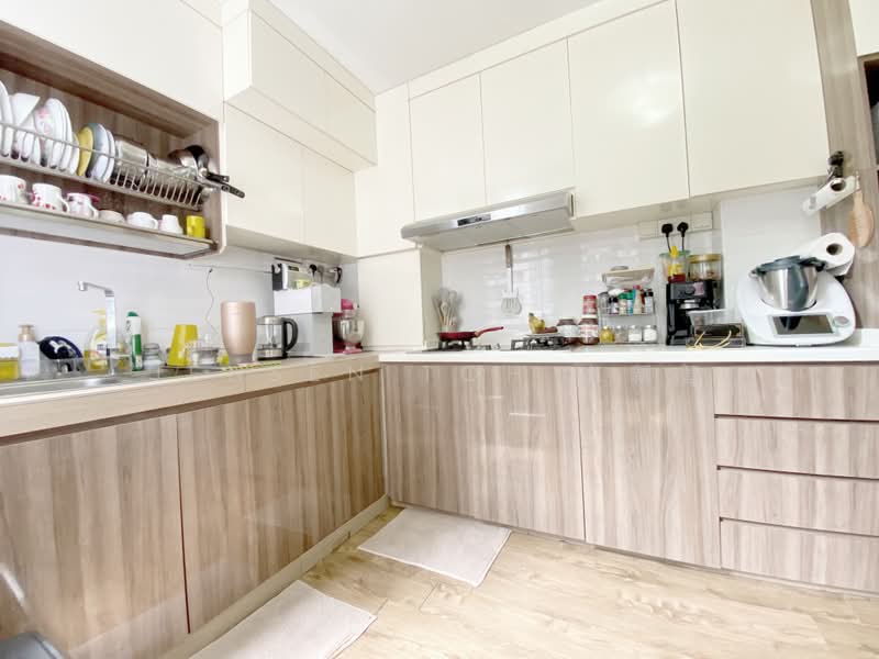 919 Hougang Avenue 4, 919 Hougang Avenue 4, 4 Bedrooms, 1,292 sqft, HDB Flat For Sale, by Jensen Toh 卓新智, 500167035 - Kitchen - PropertyGuru.com.sg