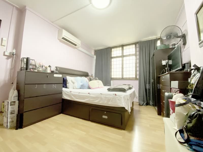919 Hougang Avenue 4, 919 Hougang Avenue 4, 4 Bedrooms, 1,292 sqft, HDB Flat For Sale, by Jensen Toh 卓新智, 500167035 - Bedroom - PropertyGuru.com.sg