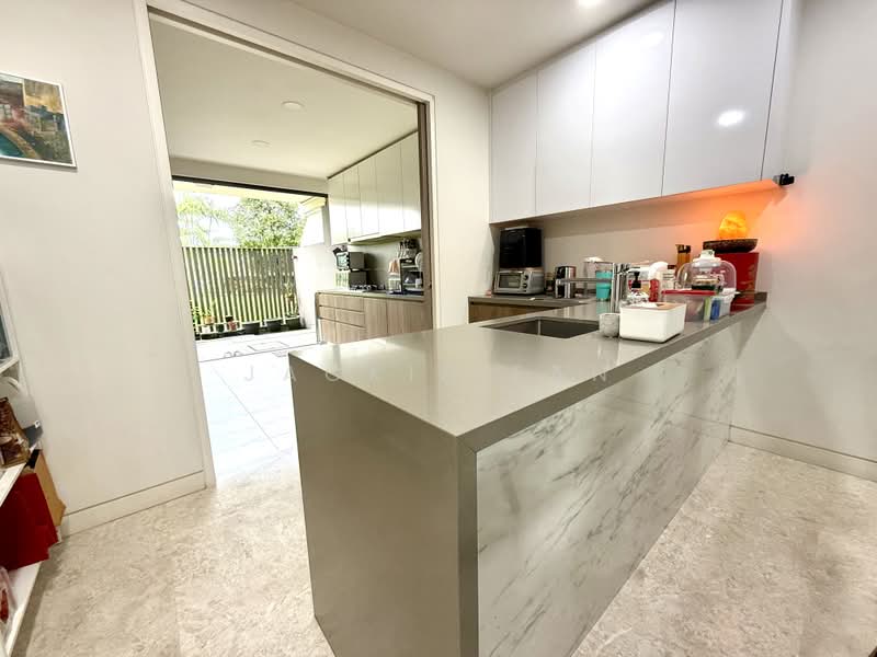 Nim Collection, 8 Nim Terrace, 5 Bedrooms, 4,294 sqft, Terraced House For Sale, by JACKIE TAN, 500167053 - Kitchen - PropertyGuru.com.sg