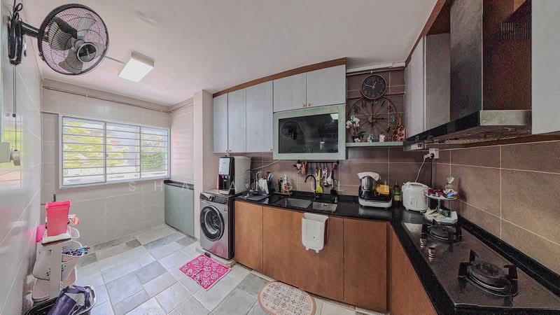 121 Bukit Batok Central, 121 Bukit Batok Central, 4 Bedrooms, 1,560 sqft, HDB Flat For Sale, by Sha Angullia, 500167059 - Kitchen - PropertyGuru.com.sg