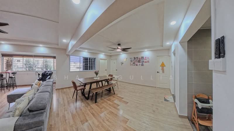 121 Bukit Batok Central, 121 Bukit Batok Central, 4 Bedrooms, 1,560 sqft, HDB Flat For Sale, by Sha Angullia, 500167059 - Living Room - PropertyGuru.com.sg