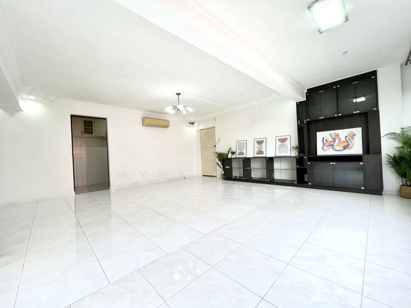581 Pasir Ris Street 53, 581 Pasir Ris Street 53, 4 Bedrooms, 1,593 sqft, HDB Flat For Sale, by Wyna Khoo, 500167060 - Living Room - PropertyGuru.com.sg