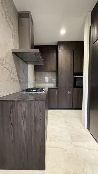 The Giverny Residences, 6 Robin Drive, 4 Bedrooms, 2,551 sqft, Condominium For Sale, by Joji Lin, 500167072 - Kitchen - PropertyGuru.com.sg