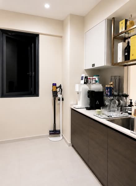 The Florence Residences, 87 Hougang Avenue 2, 2 Bedrooms, 721 sqft, Condominium For Sale, by Desiree Tan, 500167073 - Kitchen - PropertyGuru.com.sg
