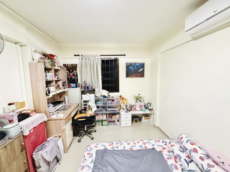 124 Yishun Street 11, 124 Yishun Street 11, 3 Bedrooms, 1,033 sqft, HDB Flat For Sale, by Hanson Chan, 500167075 - Bedroom - PropertyGuru.com.sg