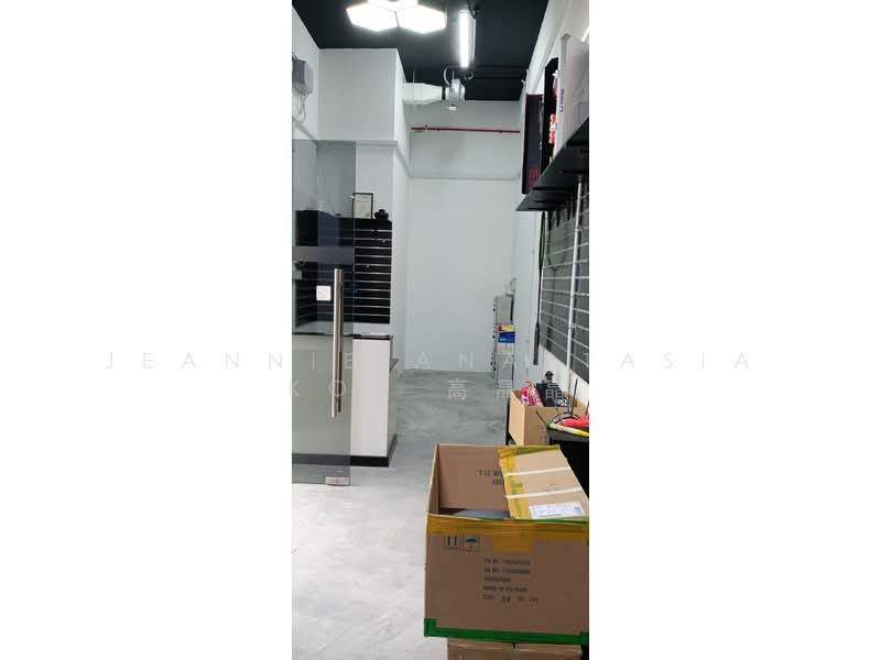 Cheap! Rare Space at Fernvale Sengkang, Fernvale, Sengkang, 415 sqft, Other Retail For Rent, by Jeannie Anastasia Koe 高晶晶, 500167079 - Interior - CommercialGuru.com.sg