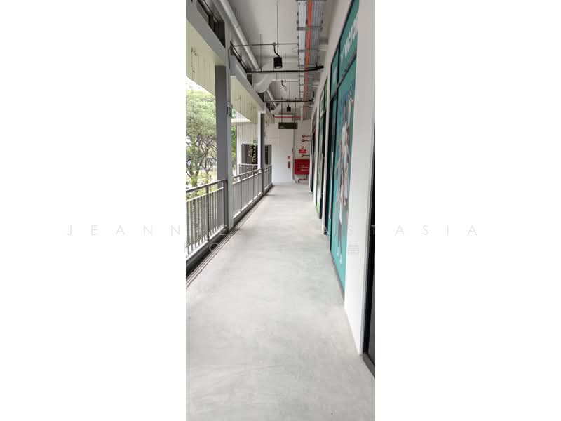 Cheap! Rare Space at Fernvale Sengkang, Fernvale, Sengkang, 415 sqft, Other Retail For Rent, by Jeannie Anastasia Koe 高晶晶, 500167079 - Corridor - CommercialGuru.com.sg