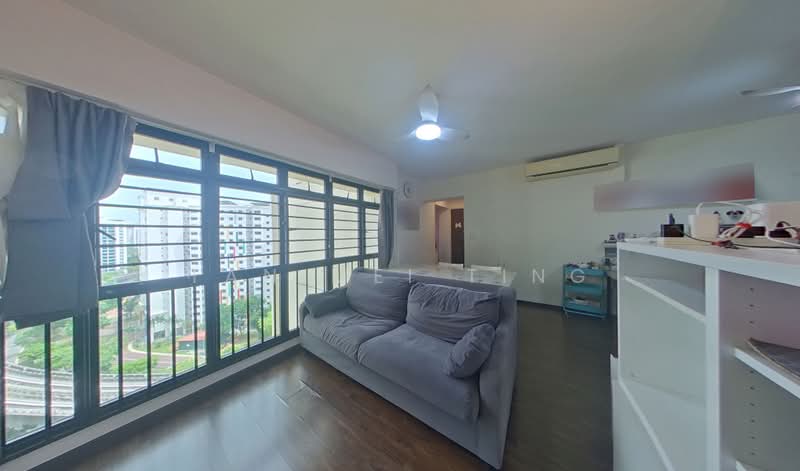 153 Rivervale Crescent, 153 Rivervale Crescent, 3 Bedrooms, 979 sqft, HDB Flat For Sale, by Tan Mei Ting, 500167085 - Living Room - PropertyGuru.com.sg