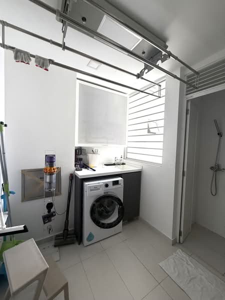 Watertown, 69 Punggol Central, 3 Bedrooms, 1,485 sqft, Condominium For Sale, by Angela Ang, 500167090 - Bathroom - PropertyGuru.com.sg