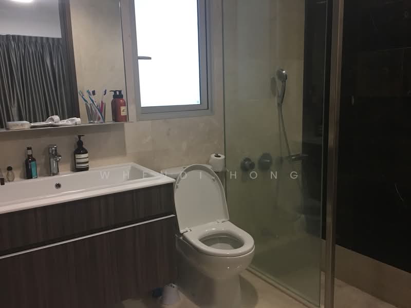 eCO, 279 Bedok South Avenue 3, 2 Bedrooms, 861 sqft, Condominium For Sale, by Whendi Hong, 500167092 - Bathroom - PropertyGuru.com.sg