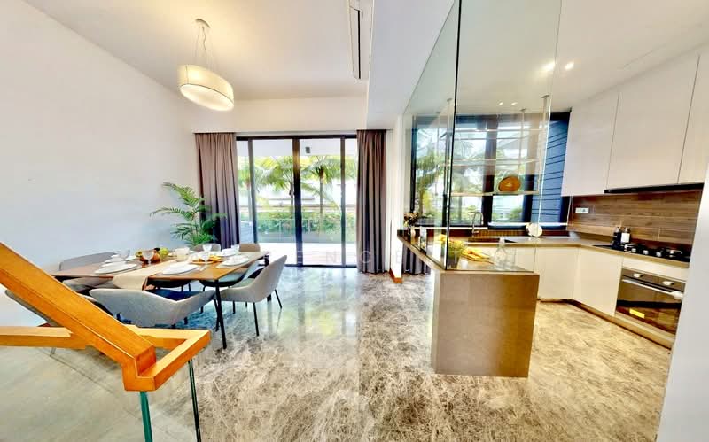 Alana, Sunrise Terrace, 4 Bedrooms, 3,122 sqft, Terraced House For Sale, by Lawrence Tan, 500167093 - Dining Room - PropertyGuru.com.sg