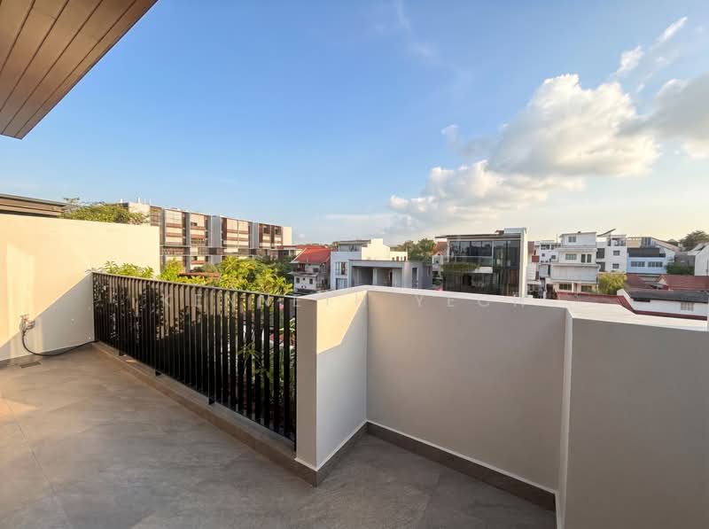 ⭐️FREEHOLD BRAND NEW LANDED IN THE NORTH⭐️, , 5 Bedrooms, 4,834 sqft, Terraced House For Sale, by Kenneth Yeoh, 500167094 - Balcony - PropertyGuru.com.sg