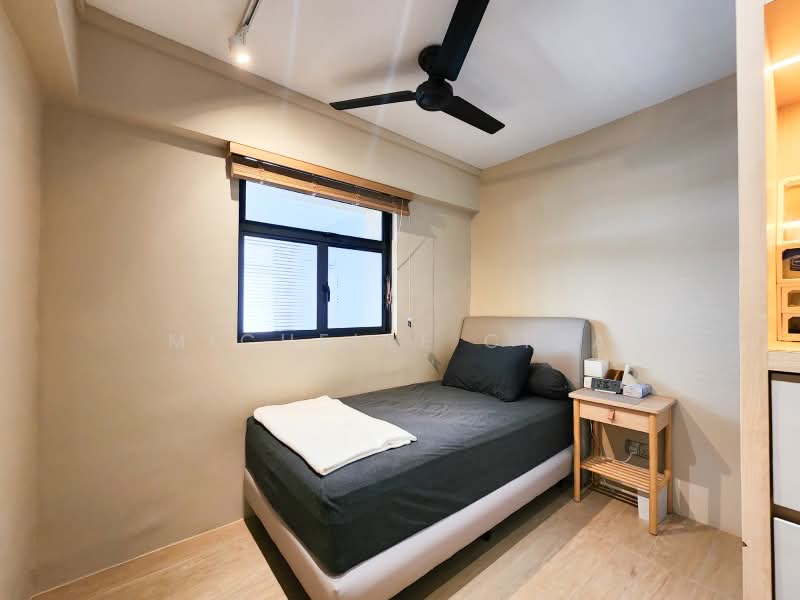 715 Clementi West Street 2, 715 Clementi West Street 2, 4 Bedrooms, 1,647 sqft, HDB Flat For Sale, by Michelle Chia, 500167101 - Bedroom 3 - PropertyGuru.com.sg