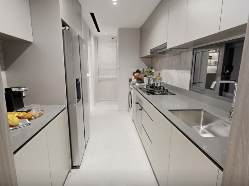 Only $1,900 PSF for a Brand New 4 Bedder. TOP Very Soon. Next to MRT, , 4 Bedrooms, 1,313 sqft, Condominium For Sale, by Jaslynn Soh, 500167106 - Kitchen - PropertyGuru.com.sg
