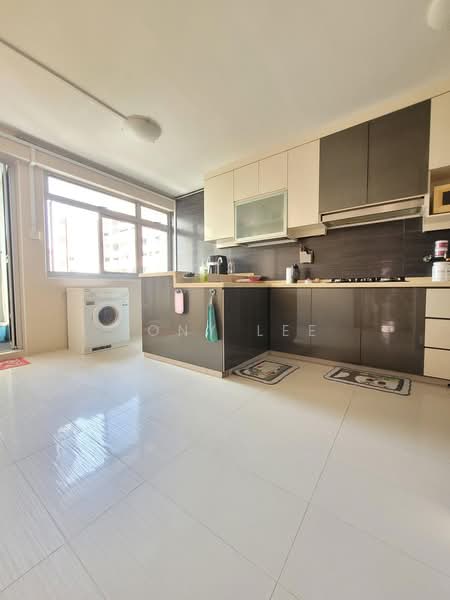 102 Pasir Ris Street 12, 102 Pasir Ris Street 12, Room Rental, 160 sqft, HDB Flat For Rent, by Tony Lee, 500167108 - Kitchen - PropertyGuru.com.sg
