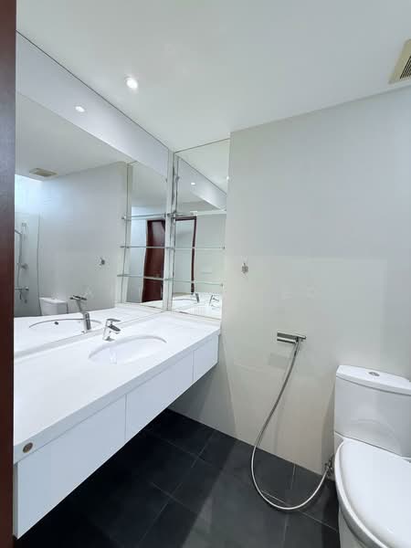 Bartley Road, Eden Grove, Sunshine Terrace, near woodleigh mall, Bartley Road, Eden Grove, Sunshine Terrace, woodleigh, Gambir, Labu ayer, labu gambir, how sun, 2 Bedrooms, 1,469 sqft, Terraced House For Rent, by Anthea Yeo 杨丽娇, 500167114 - Bathroom - PropertyGuru.com.sg