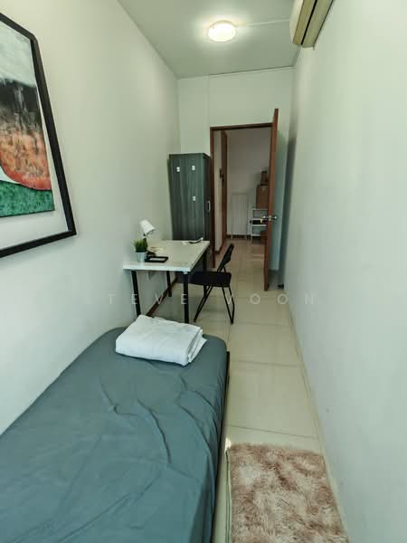 Caspian, 54 Lakeside Drive, Room Rental, 100 sqft, Condominium For Rent, by Steve Voon, 500167115 - Bedroom - PropertyGuru.com.sg