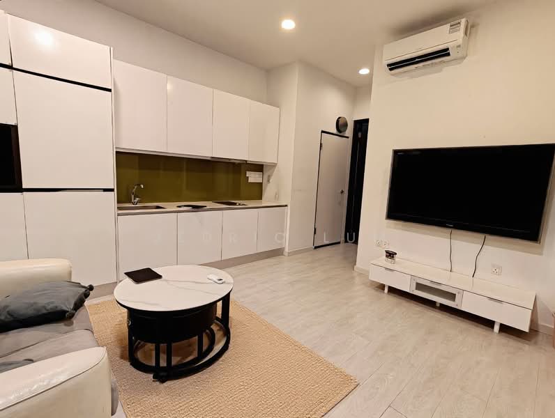 D11 Rare Freehold Mulberry Tree, , 1 Bedroom, 570 sqft, Condominium For Sale, by Jedric Lum, 500167116 - Living Room - PropertyGuru.com.sg
