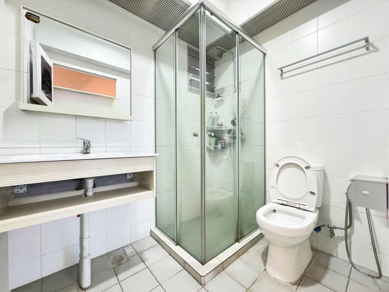 430B Yishun Avenue 11, 430B Yishun Avenue 11, 3 Bedrooms, 990 sqft, HDB Flat For Sale, by Clement Tan, 500167122 - Common Bathroom - PropertyGuru.com.sg