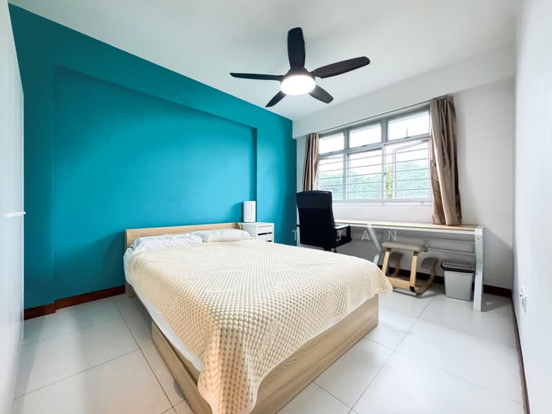 430B Yishun Avenue 11, 430B Yishun Avenue 11, 3 Bedrooms, 990 sqft, HDB Flat For Sale, by Clement Tan, 500167122 - Master Bedroom - PropertyGuru.com.sg